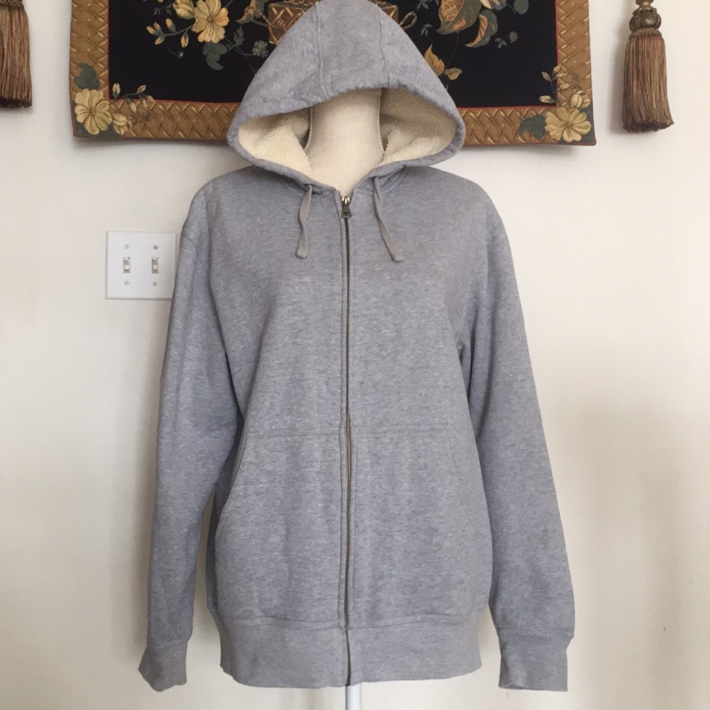 Grey hoodie sweatshirt super warm!